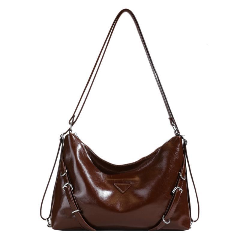 Forest style handbag women's 2024 autumn winter new trendy and fashionable armpit bag, niche texture, large capacity single shoulder tote bag