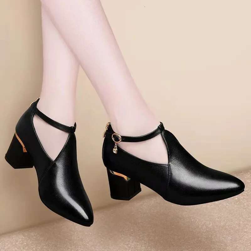 2025 Summer New Women's Cute, Sweet, Comfortable Spring and Autumn Buckle High Women's Classic Office Designer Fashion Square Heel Shoes