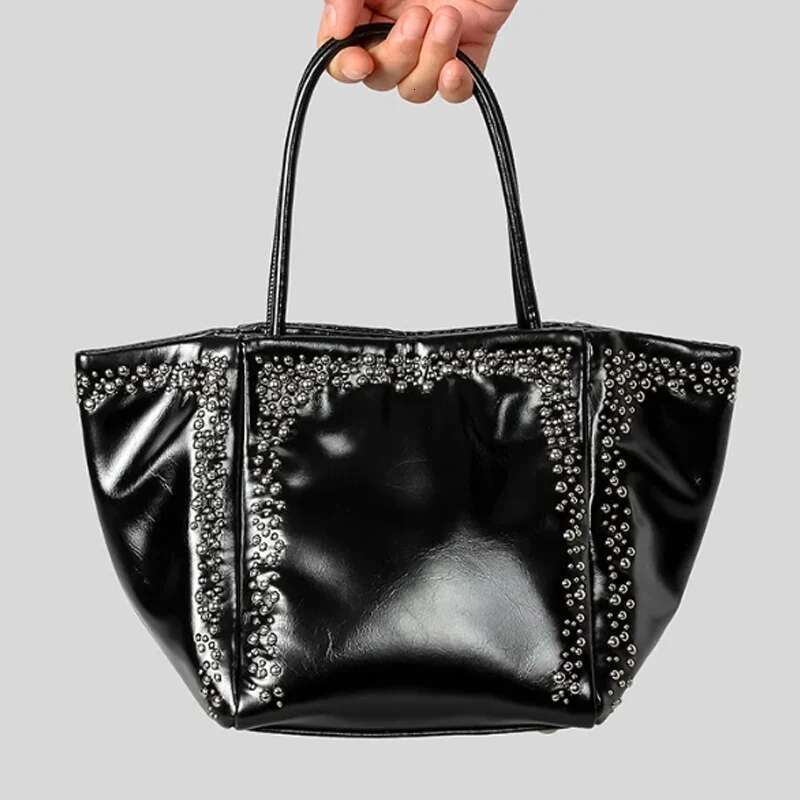 Soft Leather Handbags Rivet Women Shoulder Crossbody Girl Hobos Bags New Arrivals Bolsa Feminina Tote Bag