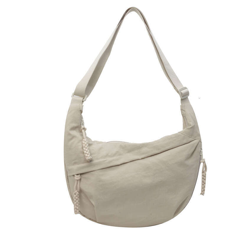 Fashionable girl class crossbody simple and large capacity shoulder bag, ins high-end commuting dumpling bag