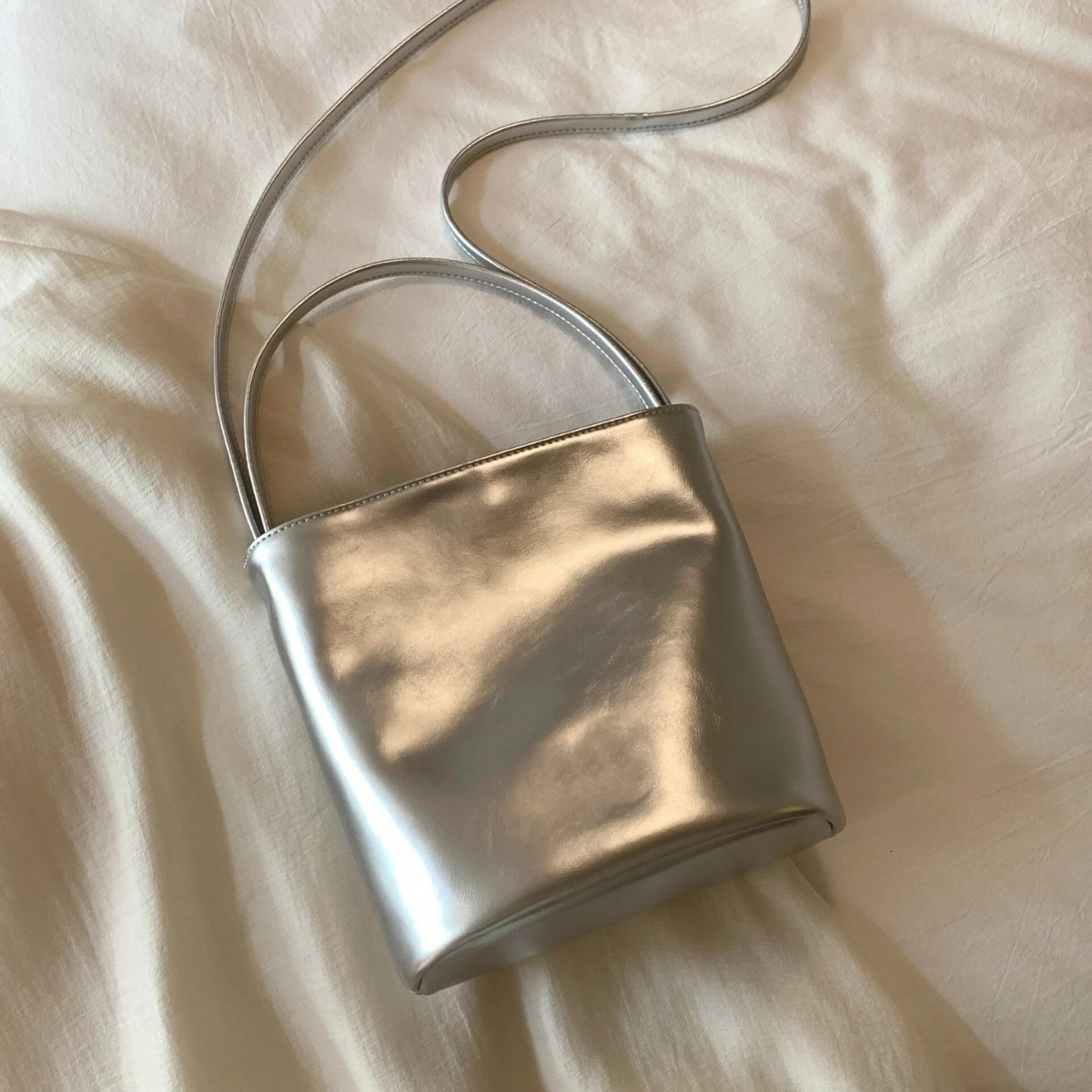 2025S Fashion Designer This Year S Popular Bags For Women Are The New Spring Summer Fashion Versatile Single Shoulder Underarm Bag Tongqin Crossbody T