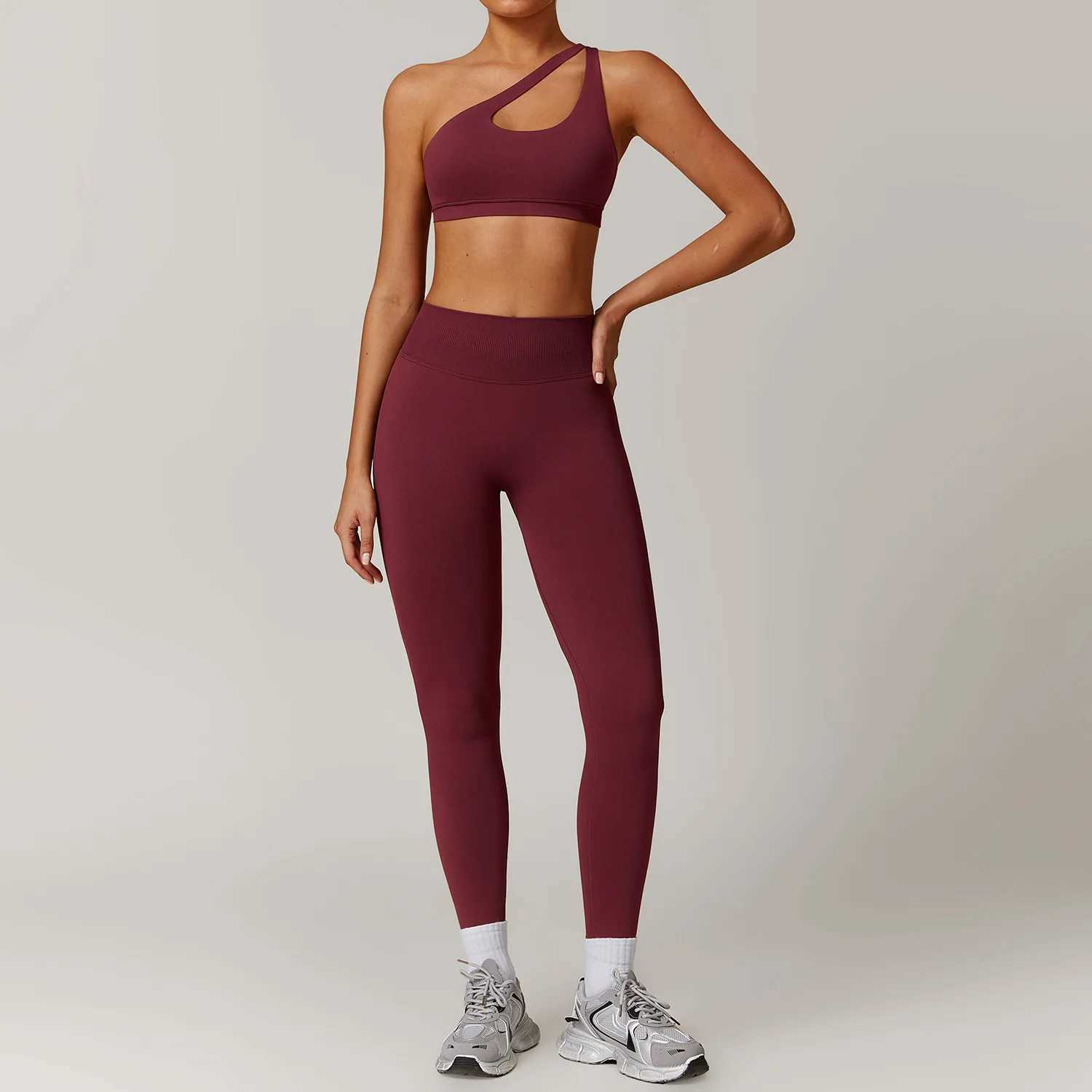 Seamless yoga set gym clothing sports jacket yoga set womens fitness long sleeved jacket track and field clothing sports bra gym leg set W250326