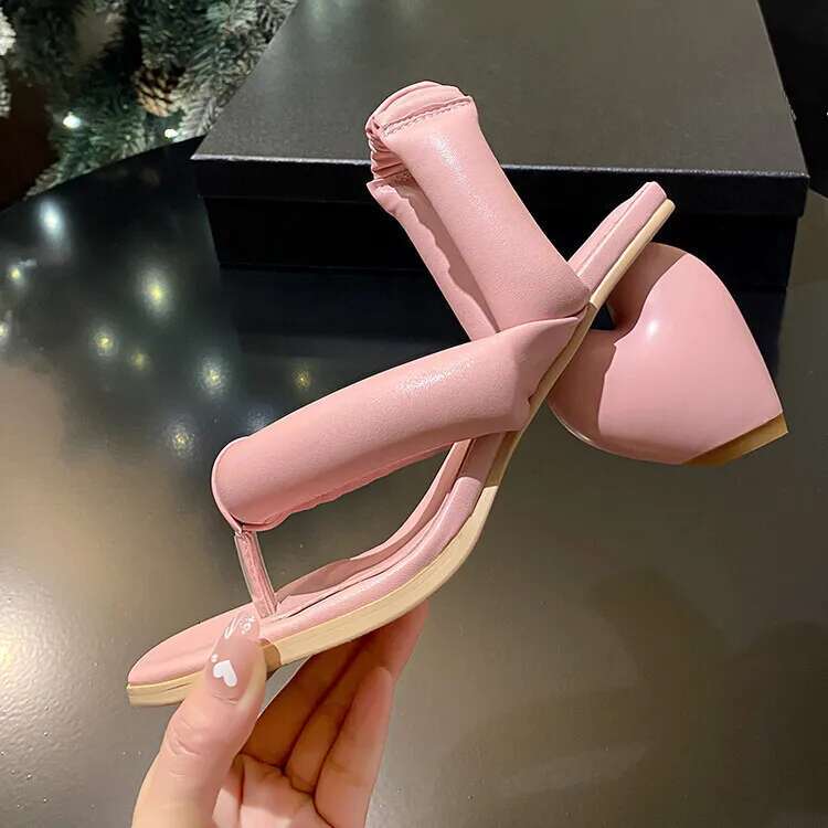 Summer New Women Sandals Pink Cross Strap Flip ps Large Size43 Prom Slippers Red Heart Design High Heels Sandalias Mujer