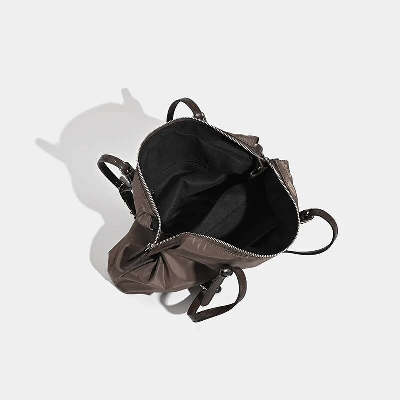 2024 Korean New Casual Tote Commuter Temperament Nylon Shoulder Bag, Versatile Large Capacity Niche Style Armpit Bag