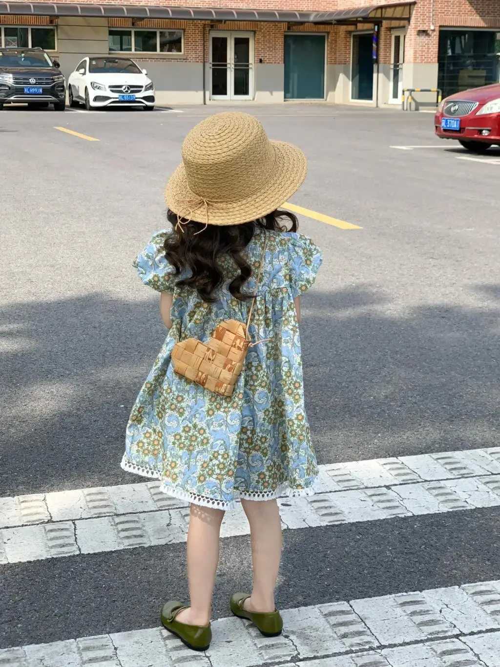 2025 Summer Children Girls Dress Blue Floral Printed Princess Baby Girls Dress Casual Loose Short Puff Sleeve Toddler Girl Dress W250326