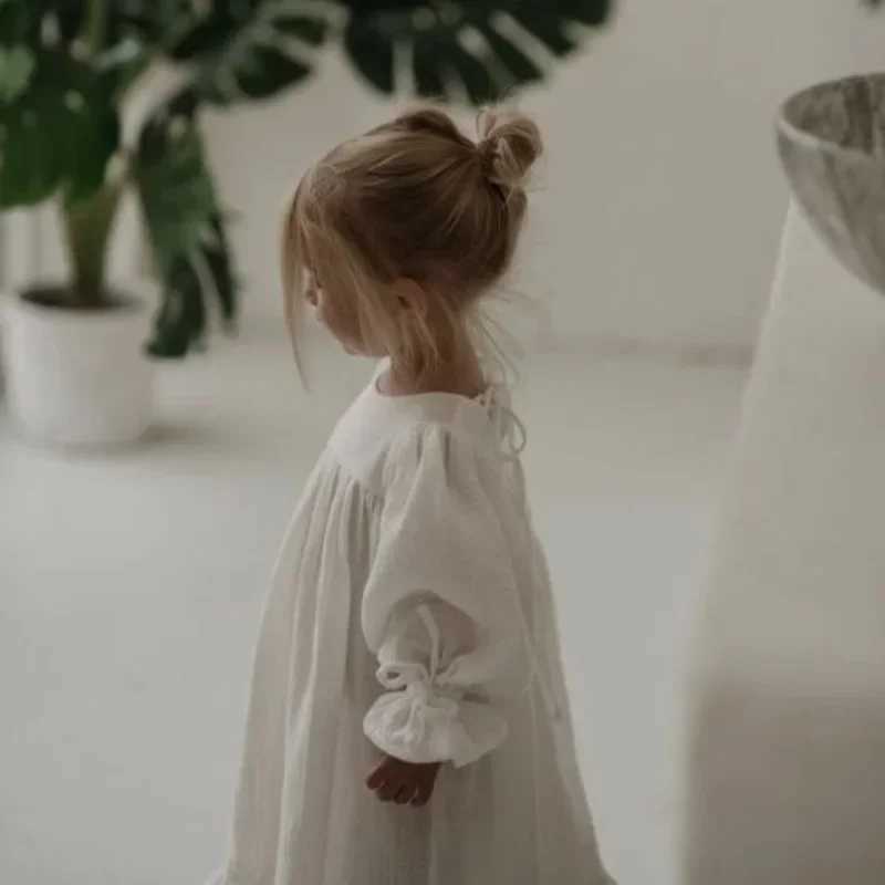 Girls solid color dress 2023 spring/summer cotton linen lace UK sled temperature casual simple A-line dress W250326