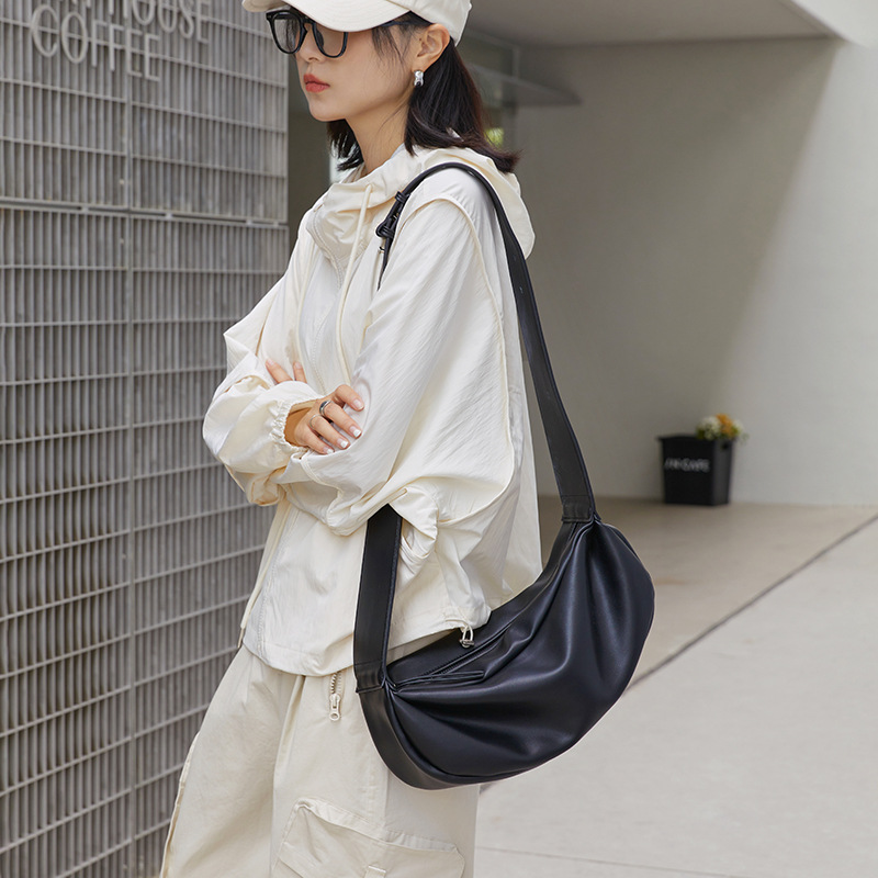 Women's Tote bag Soft leather dumpling bag Crossbody bag Underarm bag Casual wide strap shoulder bag 2025