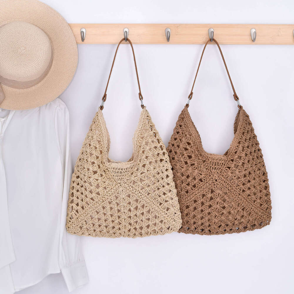 f5 Handmade straw hollow square flower large triangle contrasting woven shoulder bag