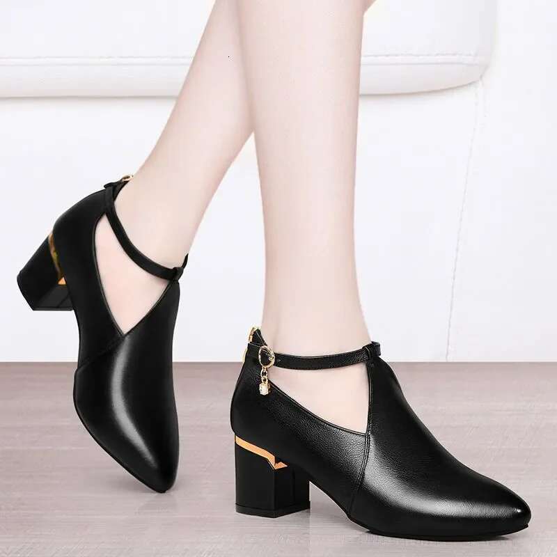 2025 Summer New Women's Cute, Sweet, Comfortable Spring and Autumn Buckle High Women's Classic Office Designer Fashion Square Heel Shoes