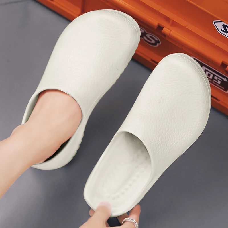 Mens slippers couple garden womens waterproof chef shoes comfortable sandals pet workers outdoor fishing shoesXJ250326