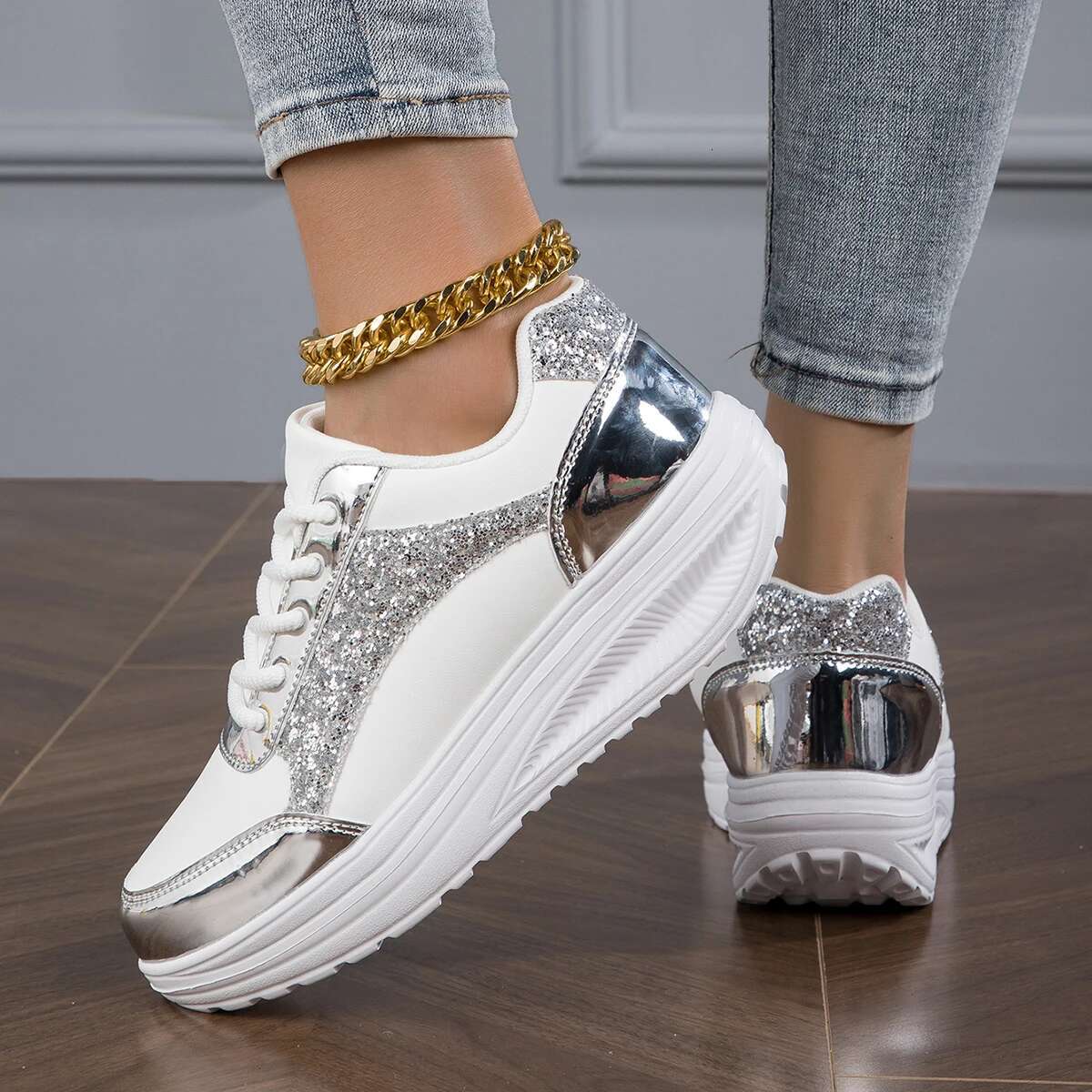 Designer Shoes Light Luxury Sports Shoes Metallic Color Casual Vulcanized Sports Fashionable White Women's Flat Shoes Summer Breathable Shoes Wom