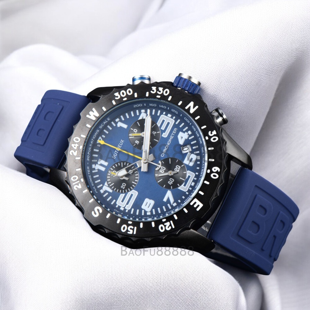 Top Luxury Watches for Men Quartz Wristwatch Soprt StyleAutomatic Date Daily Waterproof Fahsion Design Chronograph Multifunction Male Clocks for Christmas Gift