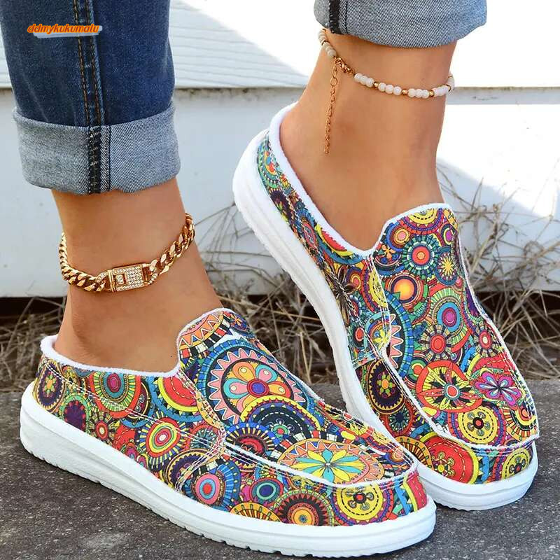 2025Women's new winter flat bottom warm casual shoes, classic style with plush comfortable soft sole, one foot bare boots for women ddmykukumalu
