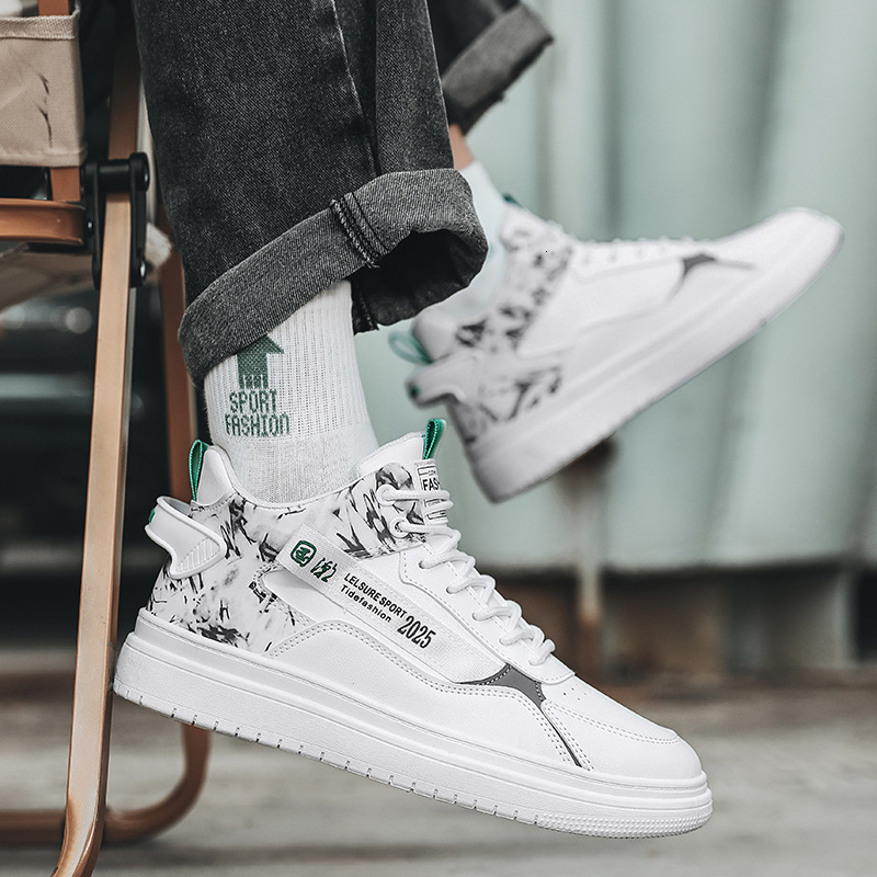 Designer Shoes Spring And Autumn Men's New Outdoor Sports Shoes Fashion Student Union Casual High Cut Thick Soled Shoes Men's White Shoes