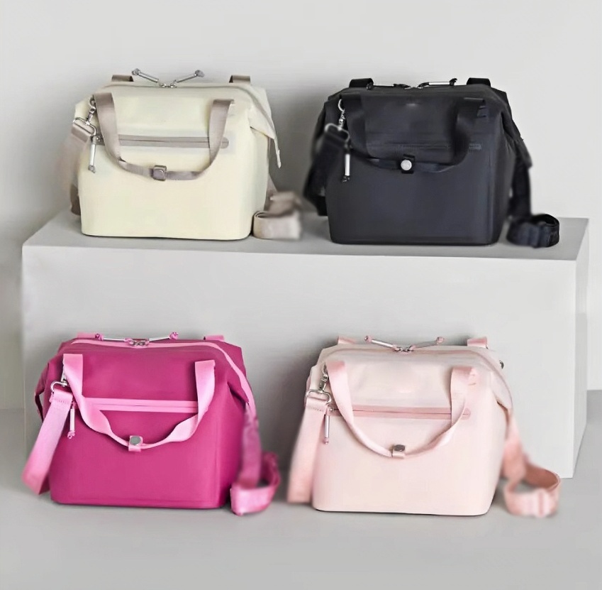 HOT PINK Lunch Boxes Bags All Day Julienne Mini Soft Cooler Lunch Bags Recycled Polyester Cooler 12-Hour Cooling Travel Cooler Bags with logo