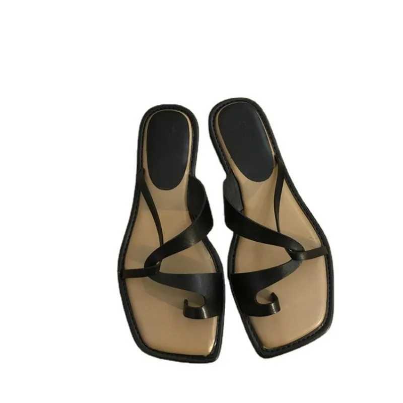 Womens sandals summer new 2024 womens casual flat shoes outdoor clip toe flip womens beach N-slip sandalsXJ250326