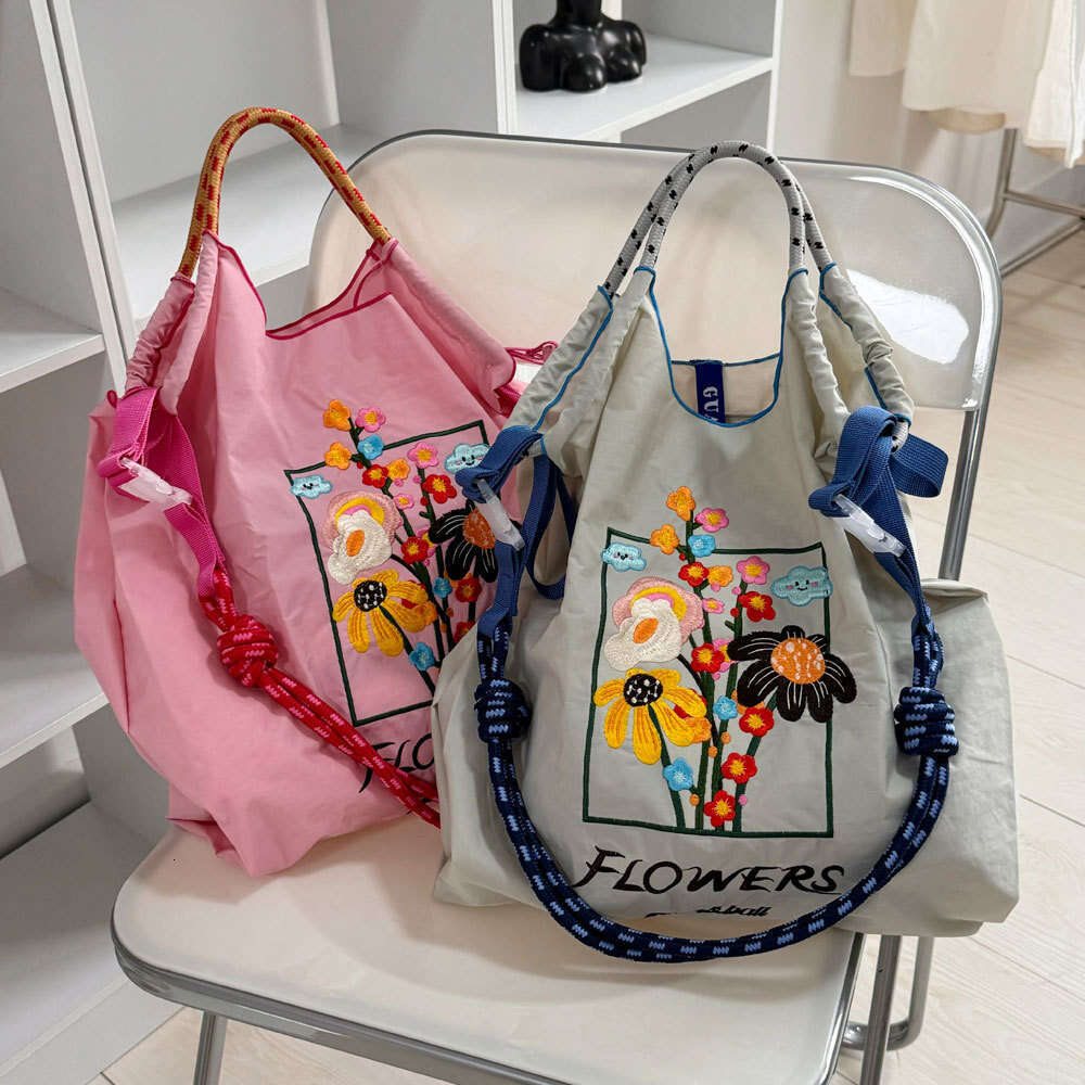 fb Premium Ball GUANchain Environmental Exquisite Embroidered Nylon Shopping Handheld Women's Shoulder Bag