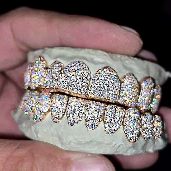 MSA-507 Custom 10k 14K 18k Gold 925 Silver Grillz Iced Out Moissanite Diamond Grillz Teeth