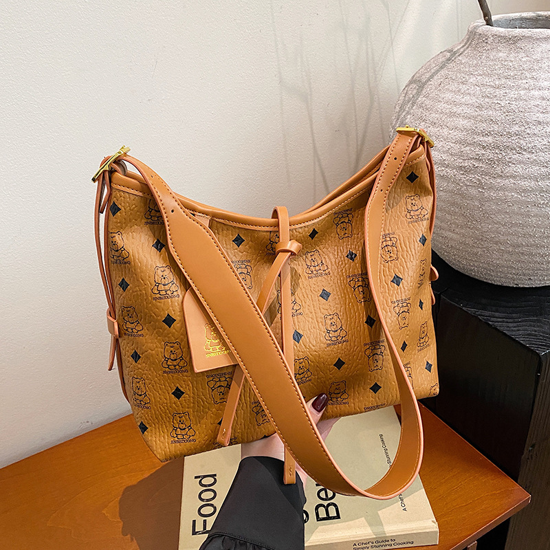Free shipping 2025 designer bag Shoulder tote Bags For womans ladies flap brown lady handbag girl crossbody Underarm bag