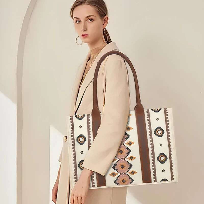 Large Capacity Bohemian Ladies Tote Bag Western Aztec Women Canvas Handbags With Wide Shoulder Strap Fashion Messenger Purse