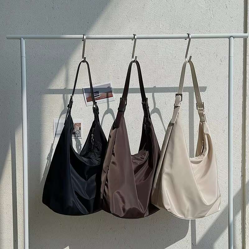 New design nylon large capacity fashionable solid color soft shoulder women's bag simple Korean handbag