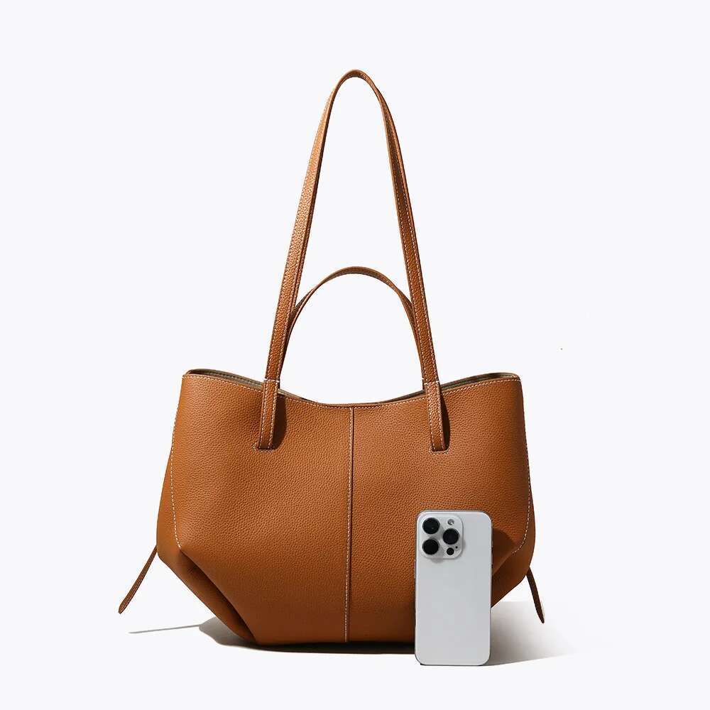 genuine leather Women's Bags Designer Women Large Capacity Leather Bucket Senior Sense Crossbody Casual Broadband Shoulder Bag
