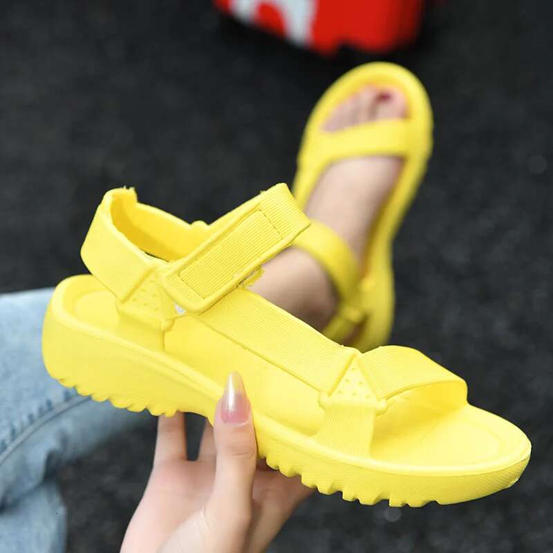 Womens Fashion Trend Anti-slip Wear-resistant Lightweoght EVA Flat Sandals Outdoor Beach Shoes for Women