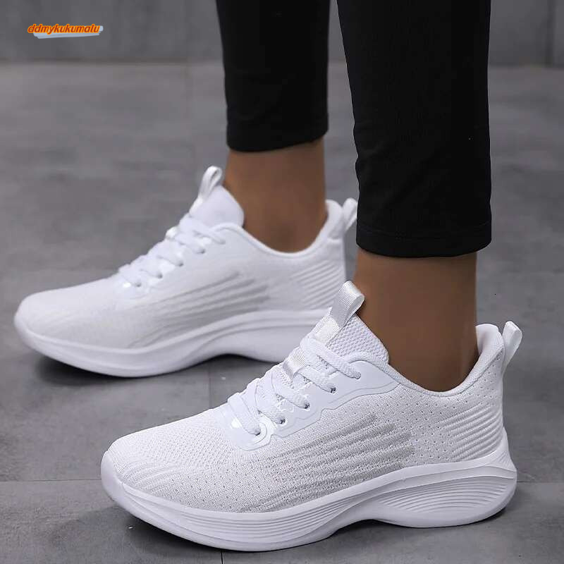 Women Lightweight Sneakers Outdoor Running Sport Female Mesh Breathable Trainning White Flat Walking Shoes ddmykukumalu