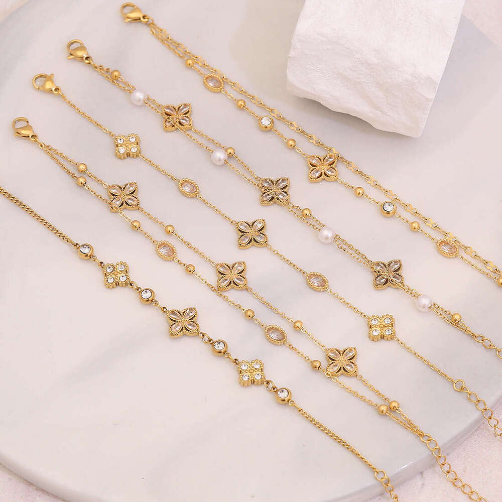 Clover Bracelet Designer jewelry 4/ Leaf Bracelet Gold Plate Agate Diamond double layered chain with pearl accessories Chain birthday Gift Party desig