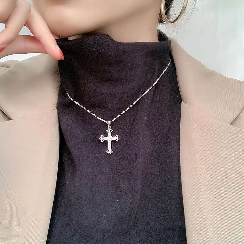 New 925 Sterling Silver Moissanite Accessories Necklace Jewelry Cross Pendant Women Collarbone Chain Necklace