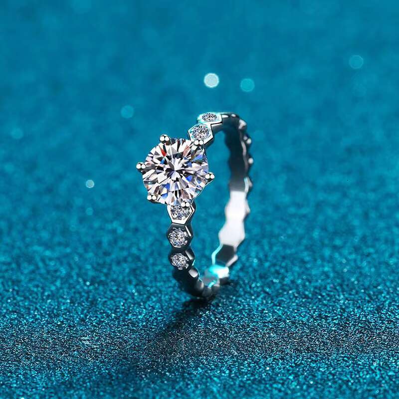 S925 Silver Moissanite Ring Honeycomb Simple Moissanite Design