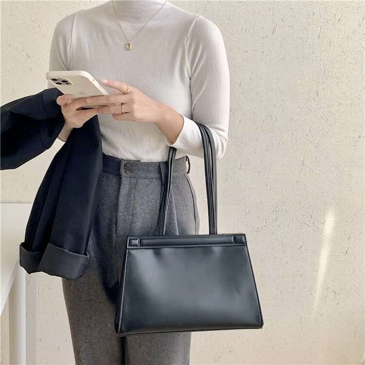 Female elegant temperament, armpit shoulder solid color, large capacity PU leather women's bag, handbag
