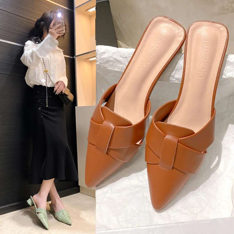 2025 Summer New Ribbed Decoration Designer Fashion Slippers Round Heels Casual Sweet High Heels Women's Sandals