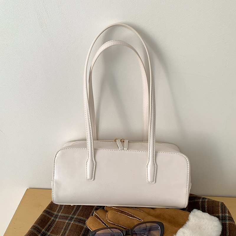 Minimalist French Retro Advanced Pillow Bag 2025 New Commuter Large Capacity Underarm Bag Korean Version Shoulder Bag Designer Bag for Women