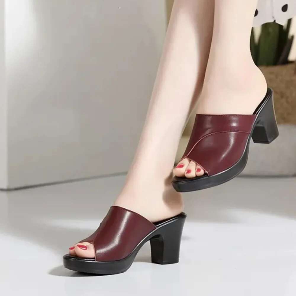 2025 Summer New Women's Sandals and Slippers Thick Mom High Heels Designer Fashion Casual Shoes