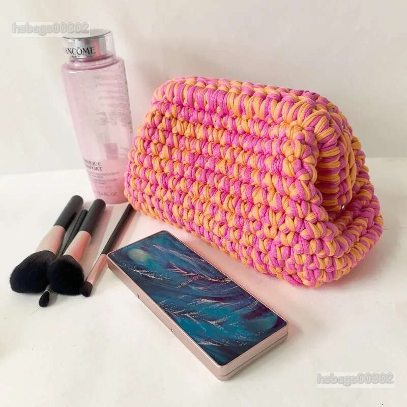 PURSES Women' 2024 New Pure Hand Crochet Crossbody Spot Finished Small Chain Square Bag Designer Handbag