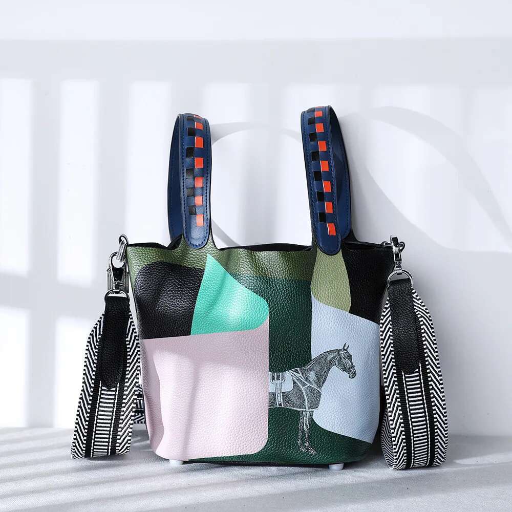 New Fashion Women's Bucket Trend Brand Genuine Leather Shoulder High Quality Lady Crossbody Bag Designer Handbag