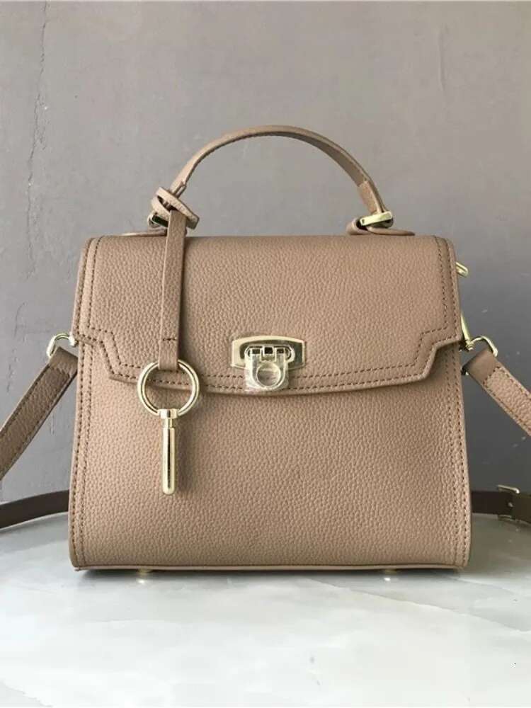 Elegant Office Ladies Solid Color Tote Handbag Hasp Single Shoulder Bag Women New Fashion Cowskin Genuine Leather Crossbody Bags
