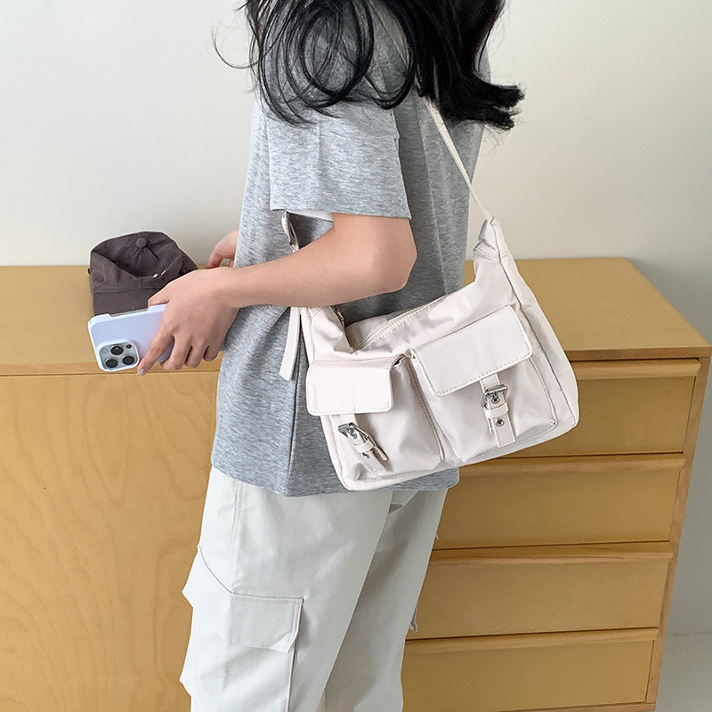 Crossbody Nylon Cloth Bag Fashion Leisure 2025 New Large-capacity Tooling Shoulder Bag Women Designer Bag