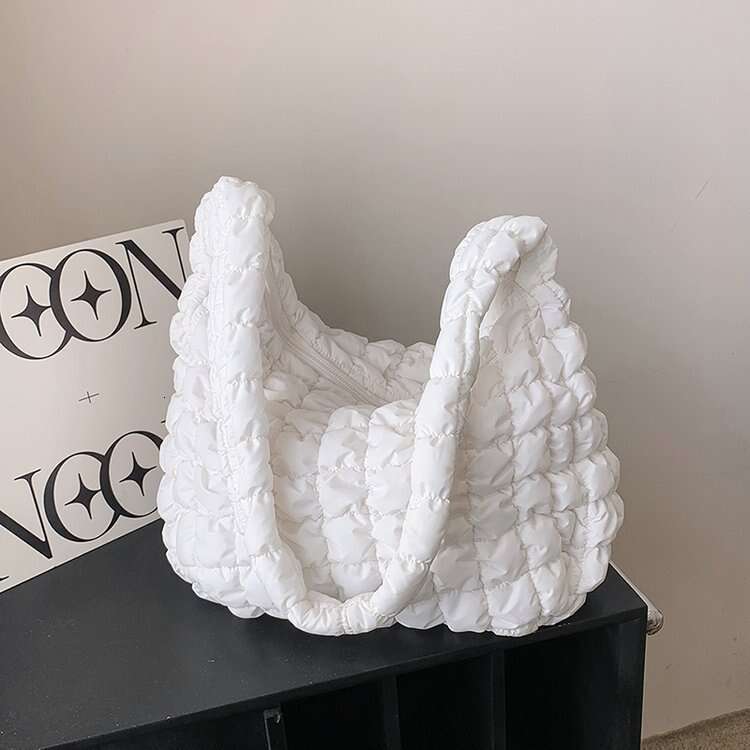 b2 New Korean Fold Cloud Versatile Fashion One Shoulder Handheld Dumpling Large Capacity Down Cotton Underarm Women's Bag
