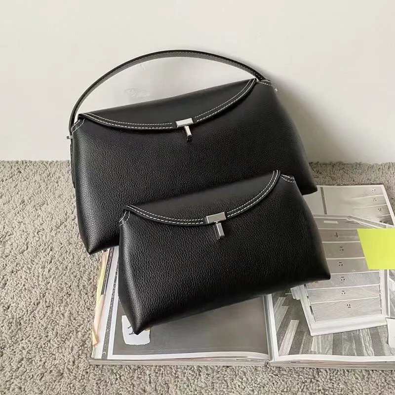 Designer Shoulder Bag and Crossbody Messenger Style Elegant Cloud Clutch Crafted from Premium Cowhide Leather