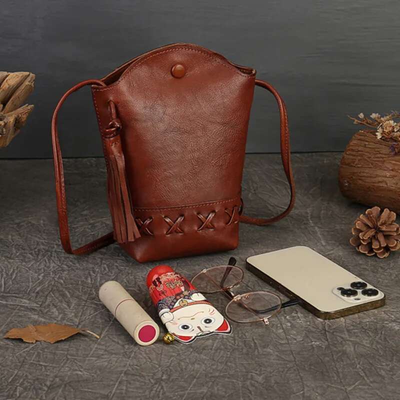 MOTAORA New Small Cowhide Women Shoulder Casual Tassel Bucket Handbag Mini Genuine Leather Mobile Phone Crossbody Bag Purse