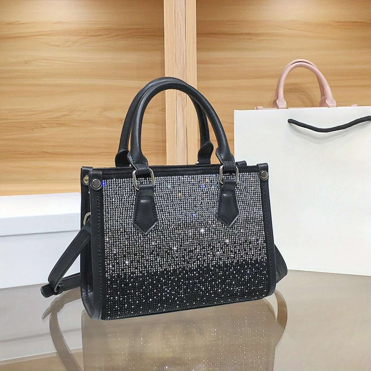 Small Niche High-End Banquet Bag Water Women's New Large Capacity Dia Studded Single Shoulder Handbag