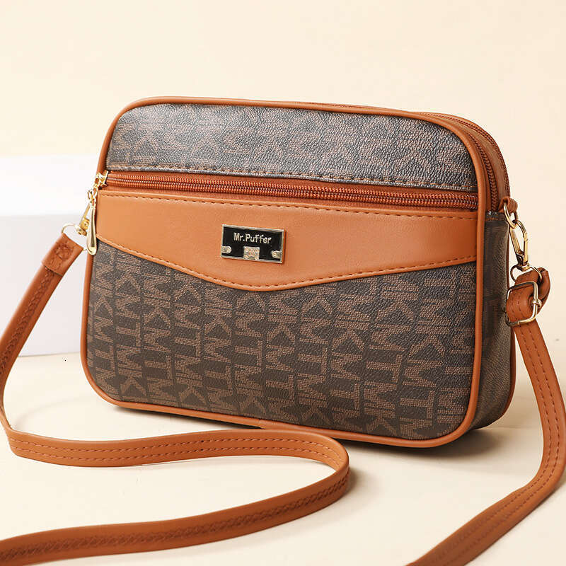This year's popular for spring 2024, new with a sense of luxury, crossbody bags, large capacity, and versatile women's bags