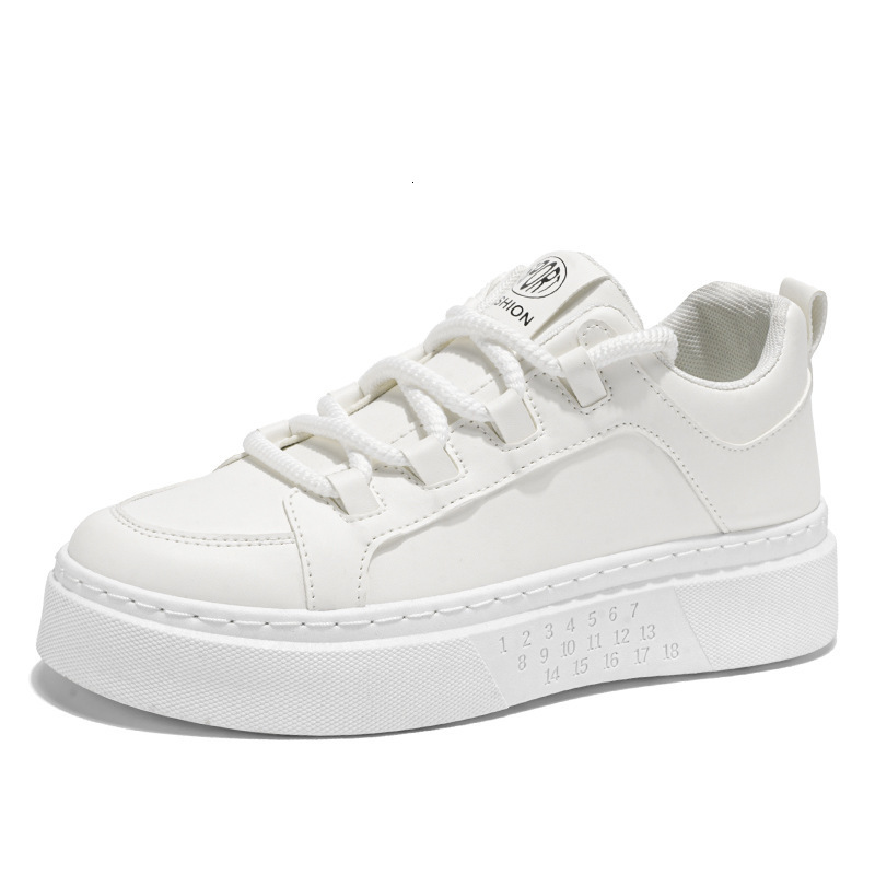 Light Luxury Designer Shoes 2025 Spring New Breathable Black And White Men's Fashion Multi Functional Thick Soled Sports And Leisure Board Shoes 
