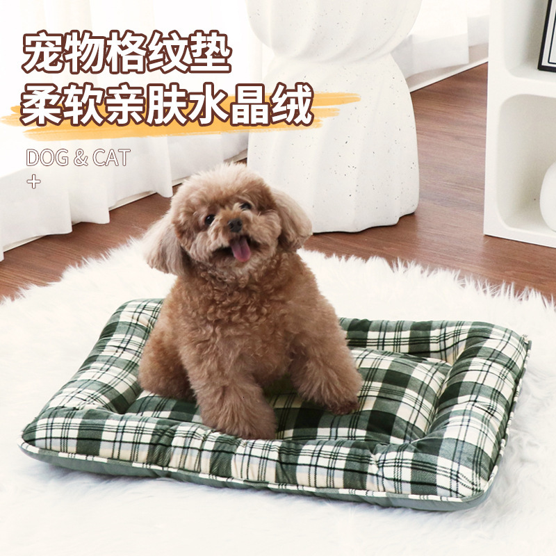 Pet Dog Mat Square Cat Dog Nest Dog Bed Crystal Velvet Bite resistant Air Cushion Thick Warm Dog Nest Supplies