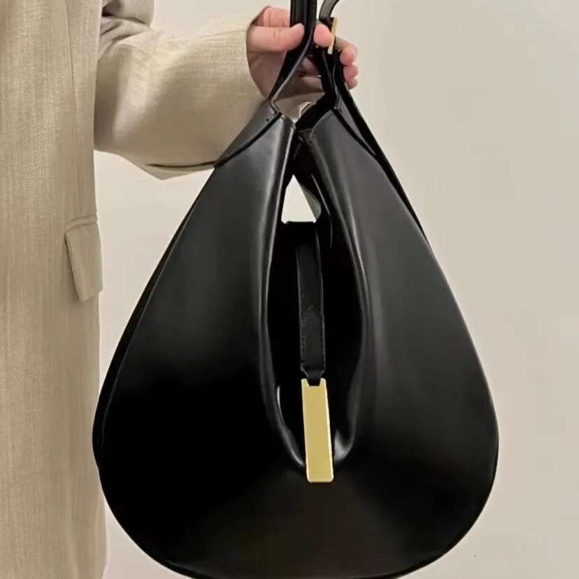 Women's New Retro Niche Design, Underarm Fashionable , Versatile Crossbody Bag Soft Leather Minimalist Bucket Bag,