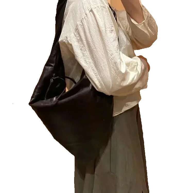 Brand New Sheepskin Square Lema Lazy Style Croissant Street Personality Shoulder Underarm Messenger Bag