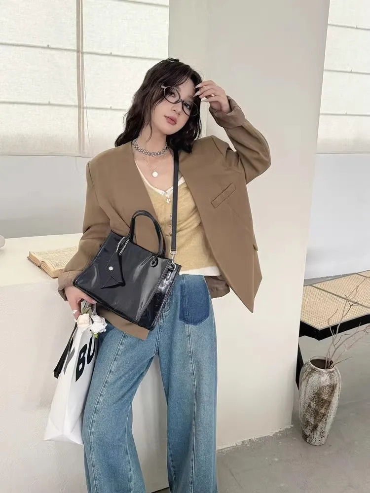 Trendy Womens Leather Large Capacity Handheld Single Shoulder Underarm Crossbody Bag 250320