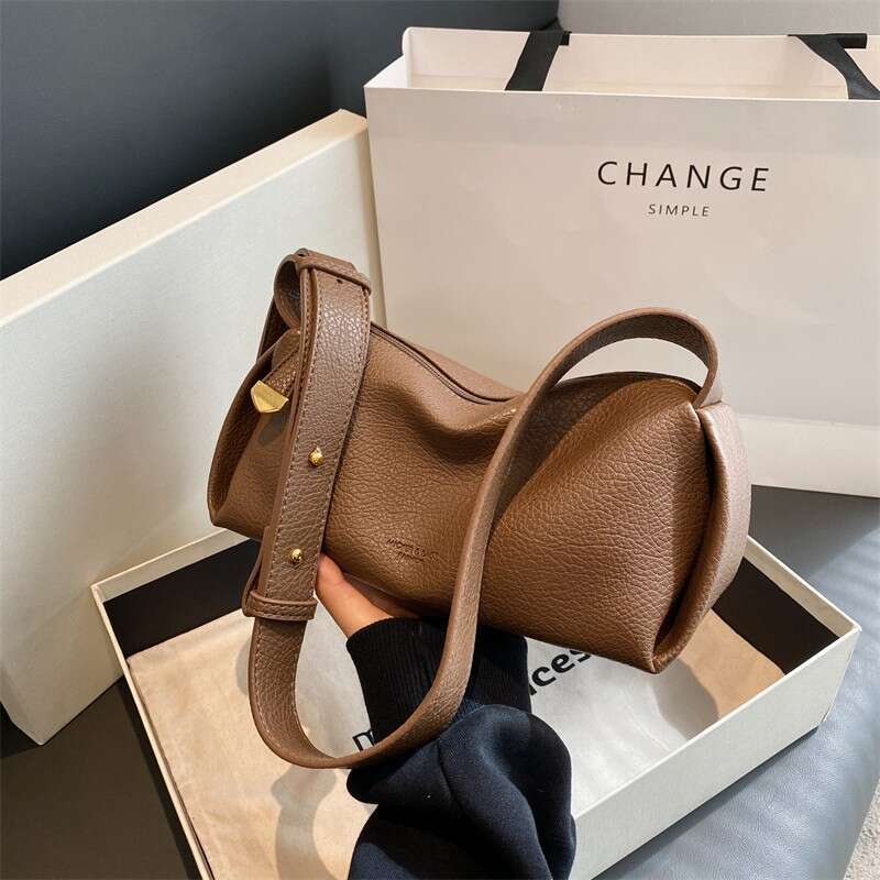 dc Women's niche texture underarm 2023 new pillow fashion shoulder western-style women's bag